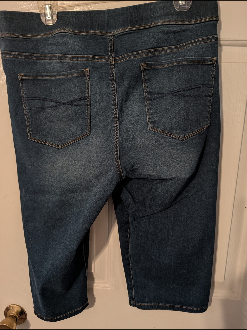 Gloria Vanderbilt Deep Blue Straight Leg Jeans